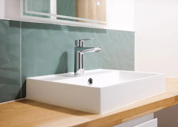 Apartment Entierement Renove Avec Patio - 2 Personnes Angers