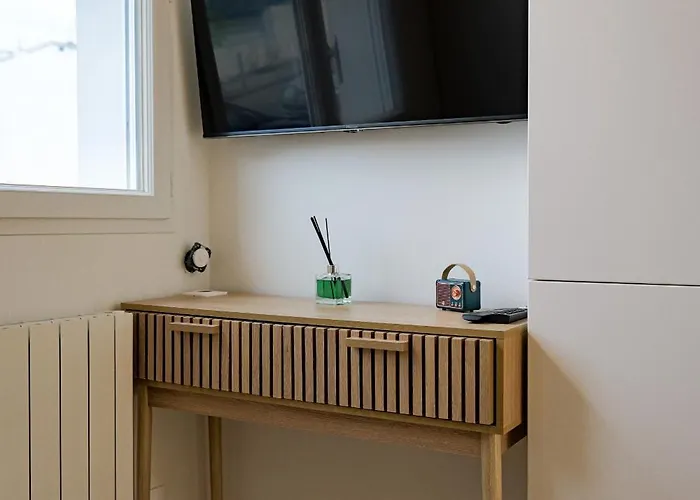 Entierement Renove Avec Patio - 2 Personnes Apartment Angers