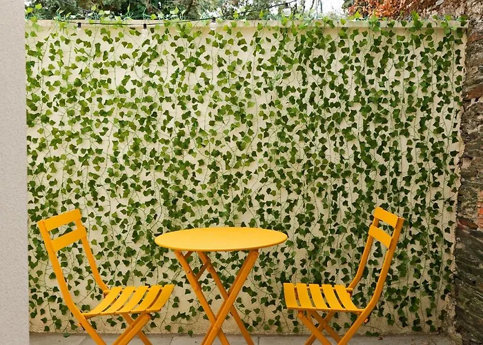 Entierement Renove Avec Patio - 2 Personnes * Angers